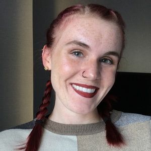 Meet your Posher, Lizzie